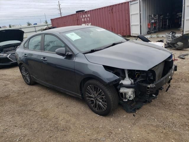 2022 KIA Forte GT Line