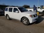 2005 Nissan Pathfinder LE