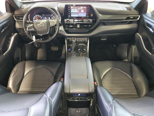 2021 Toyota Highlander XSE