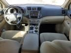 2013 Toyota Highlander Base