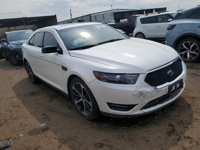 2016 Ford Taurus SHO