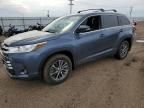 2017 Toyota Highlander SE