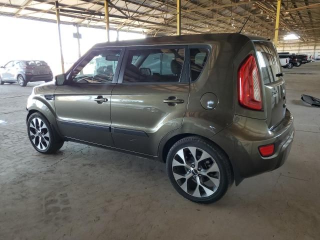 2013 KIA Soul +