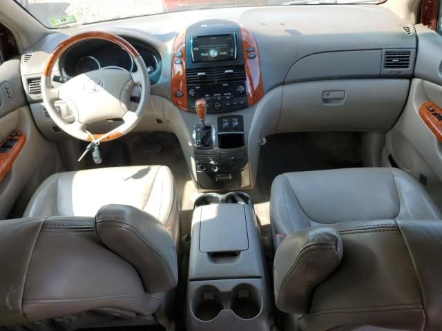 2008 Toyota Sienna XLE