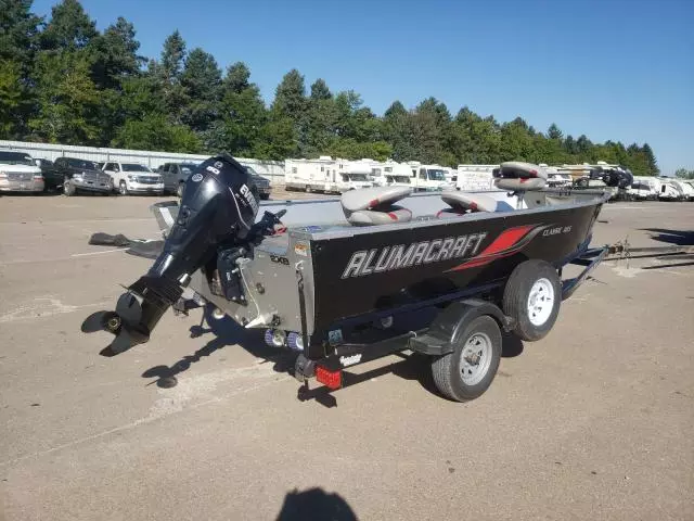 2010 Alumacraft Acraftboat