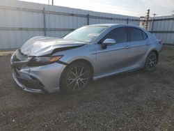 Salvage cars for sale at Mercedes, TX auction: 2022 Toyota Camry SE