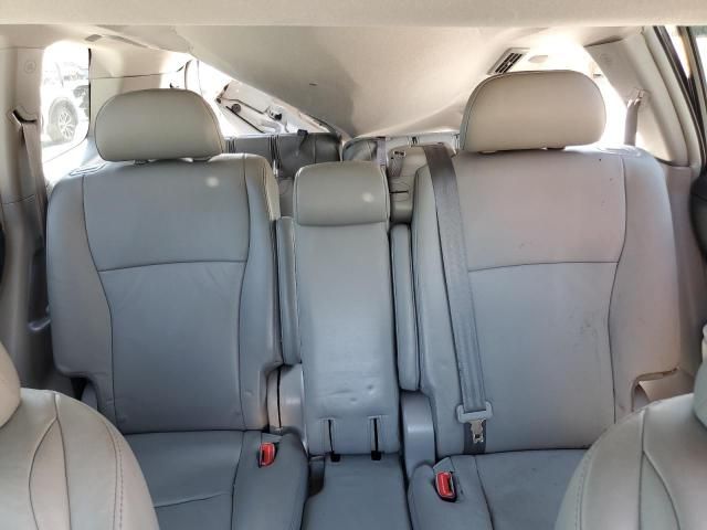 2011 Toyota Highlander Base