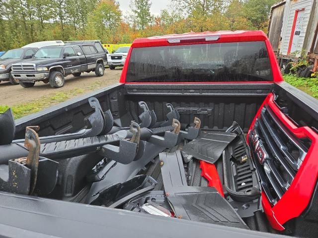 2022 GMC Sierra Limited K1500 AT4