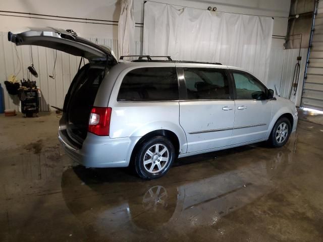 2012 Chrysler Town & Country Touring