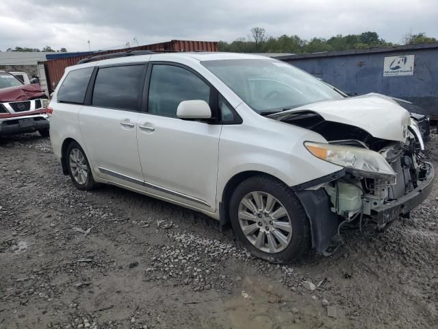 2012 Toyota Sienna XLE