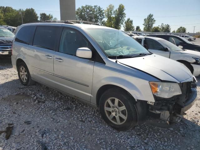 2010 Chrysler Town & Country Touring