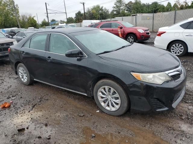 2014 Toyota Camry Hybrid