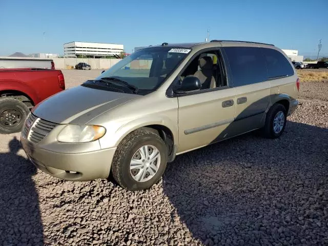 2005 Dodge Grand Caravan SE