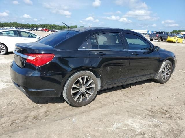 2014 Chrysler 200 Touring