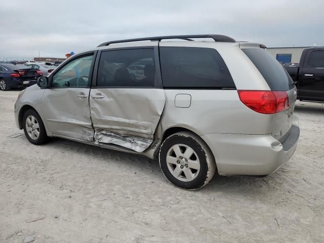 2009 Toyota Sienna CE