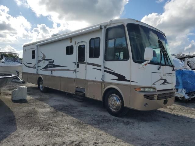 2004 Workhorse Custom Chassis Motorhome Chassis W22