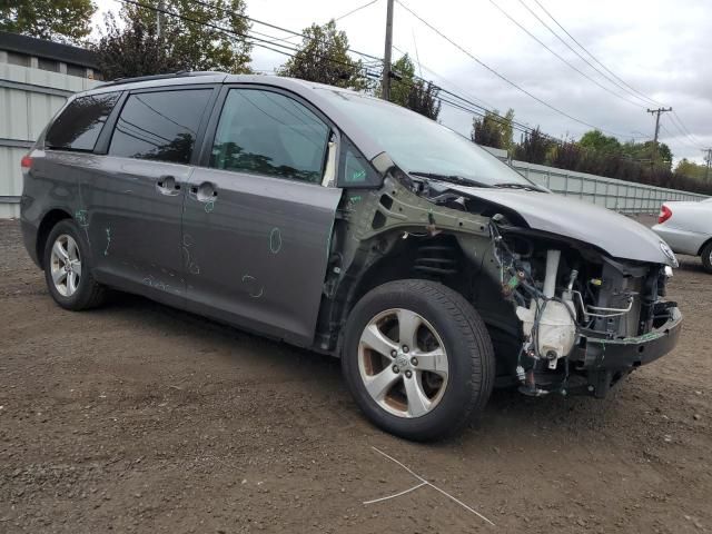 2011 Toyota Sienna LE