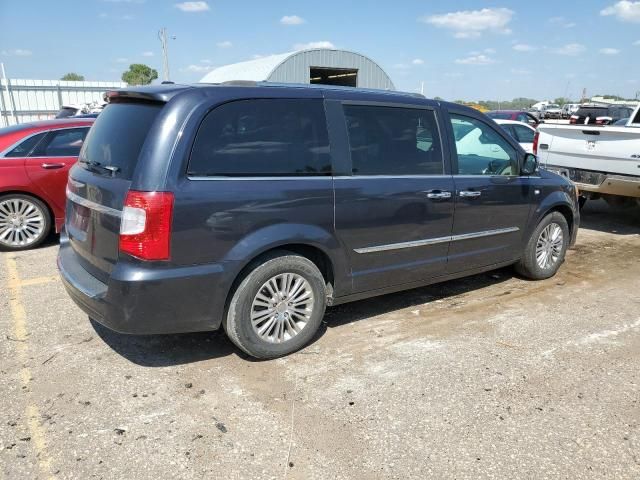 2014 Chrysler Town & Country Touring L