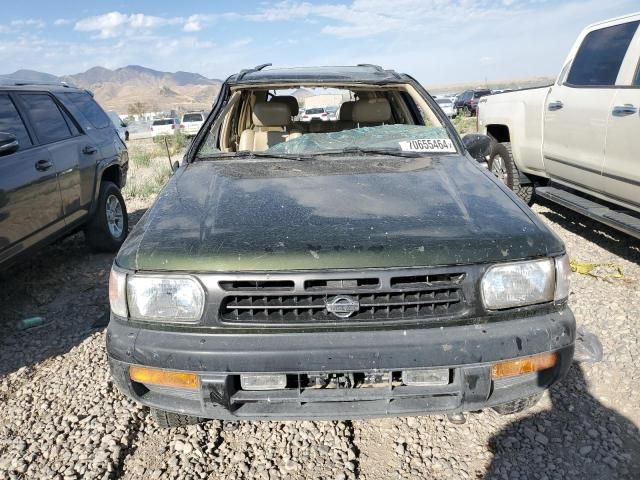 1998 Nissan Pathfinder LE