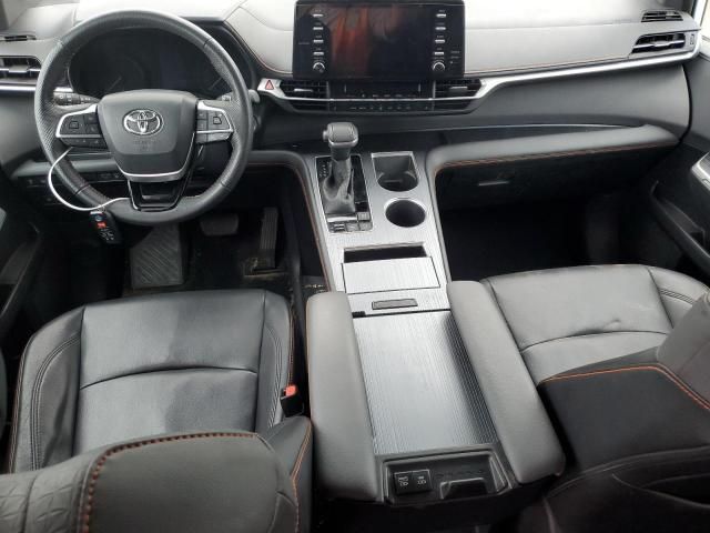 2022 Toyota Sienna XSE