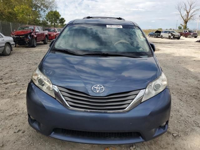 2013 Toyota Sienna XLE