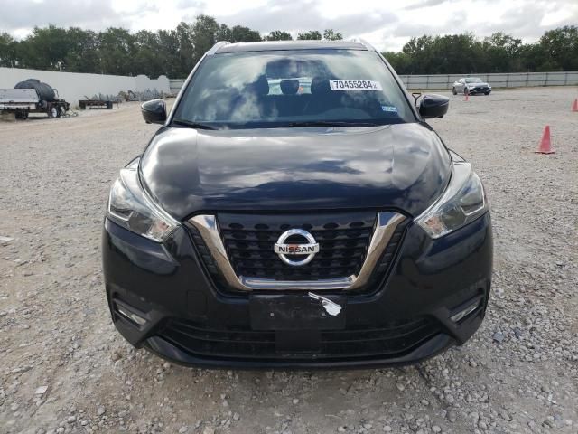 2020 Nissan Kicks SR