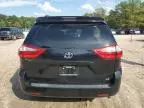 2017 Toyota Sienna LE