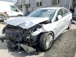 Hyundai Sonata Vehiculos salvage en venta: 2017 Hyundai Sonata Hybrid