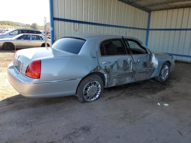 2007 Lincoln Town Car Signature Limited