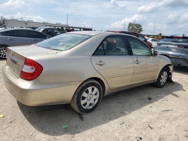 2004 Toyota Camry LE