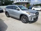 2017 Toyota Highlander SE