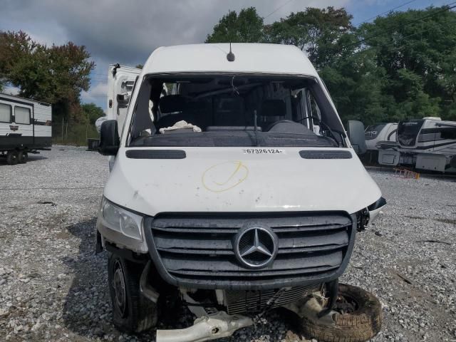 2021 Mercedes-Benz Sprinter 2500