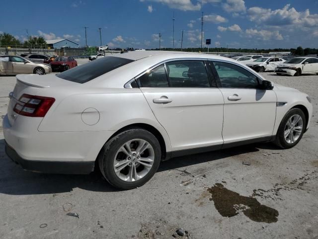 2018 Ford Taurus SEL