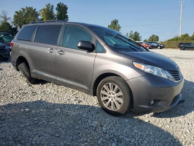 2015 Toyota Sienna XLE