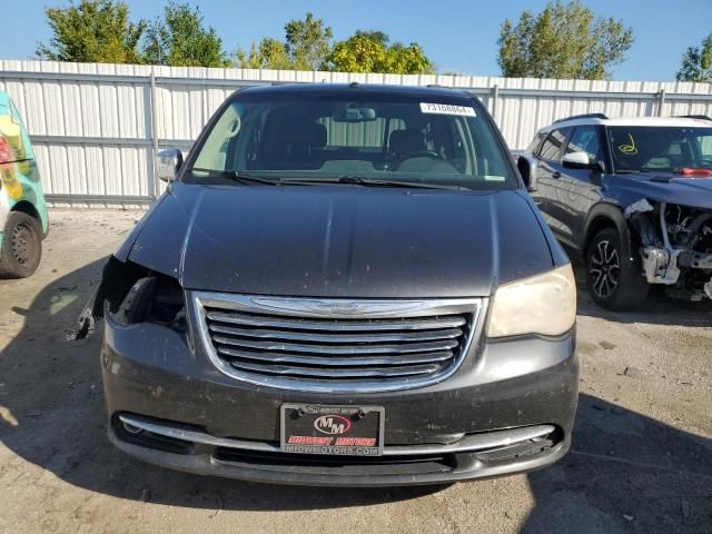 2011 Chrysler Town & Country Limited