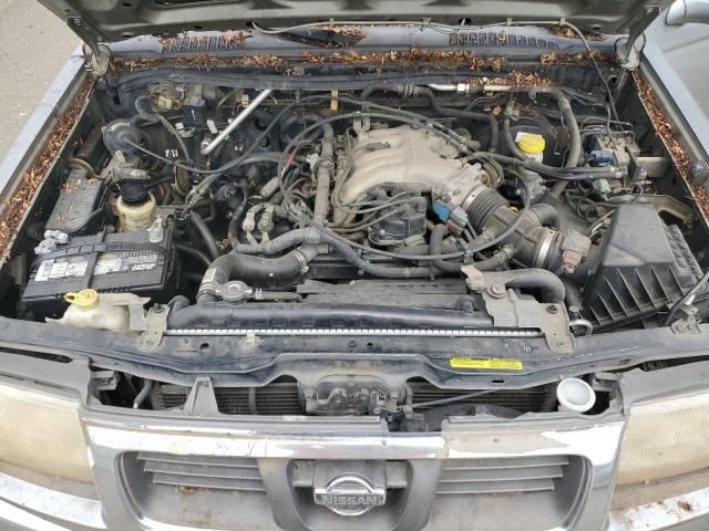 2000 Nissan Frontier Crew Cab XE