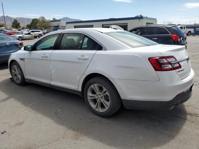 2016 Ford Taurus SE