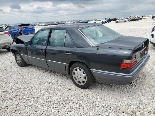 1994 Mercedes-Benz E 320