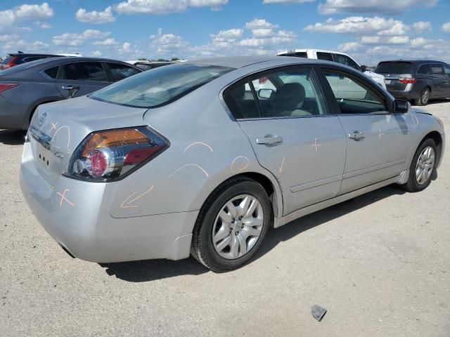 2010 Nissan Altima Base