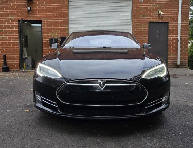 2013 Tesla Model S