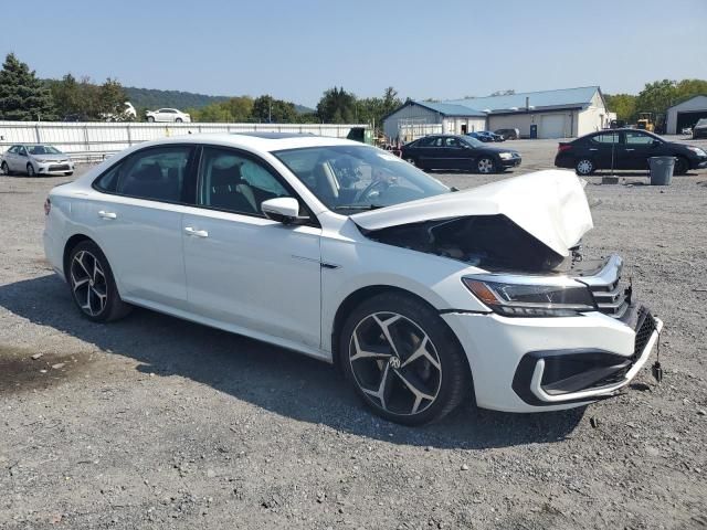 2020 Volkswagen Passat R-Line