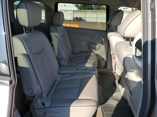 2014 Nissan Quest S