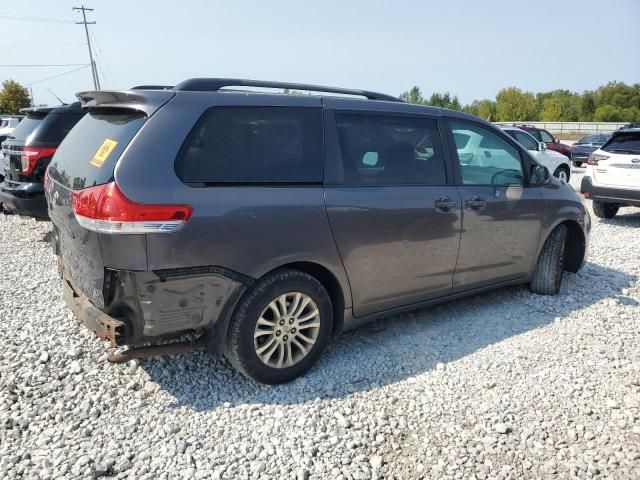 2014 Toyota Sienna XLE