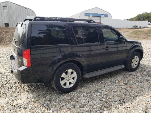 2006 Nissan Pathfinder LE