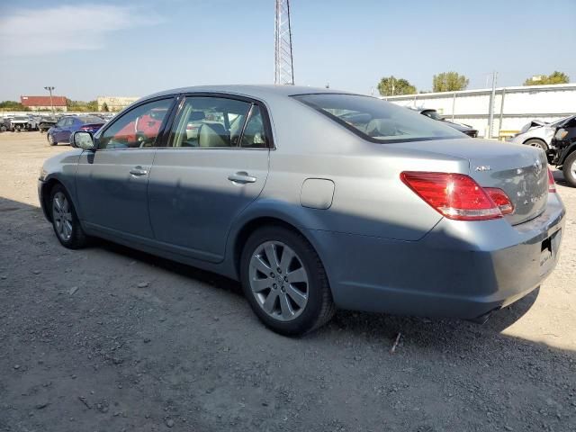 2005 Toyota Avalon XL