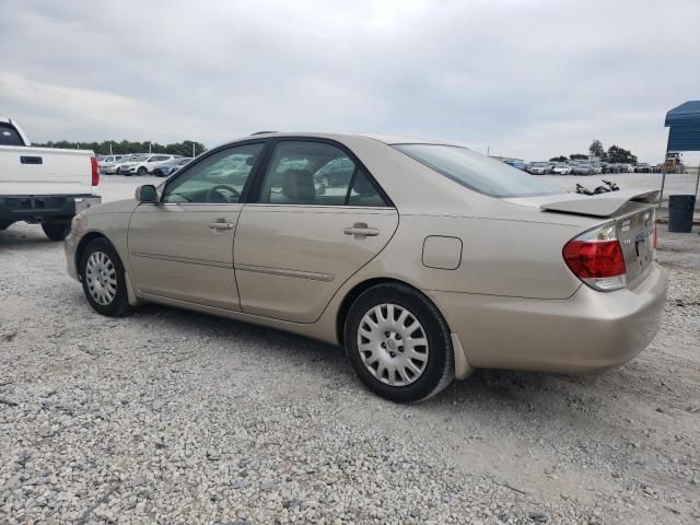 2005 Toyota Camry LE