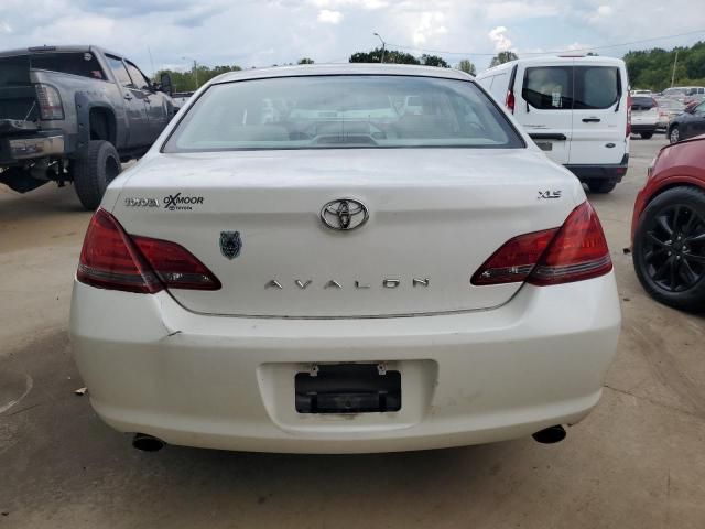 2008 Toyota Avalon XL