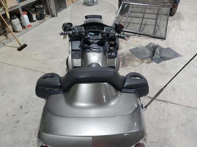 2006 Honda GL1800