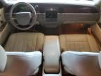 2005 Lincoln Town Car Signature