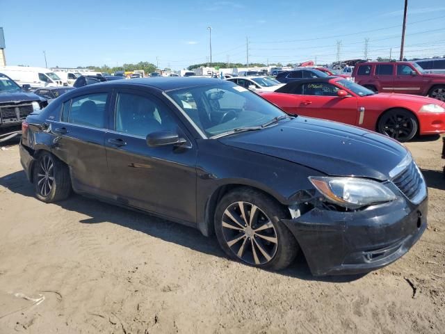 2014 Chrysler 200 Limited